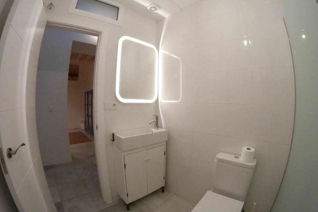 The Traveller'S House Loft Suspiros Con Wifi דירה קדיז